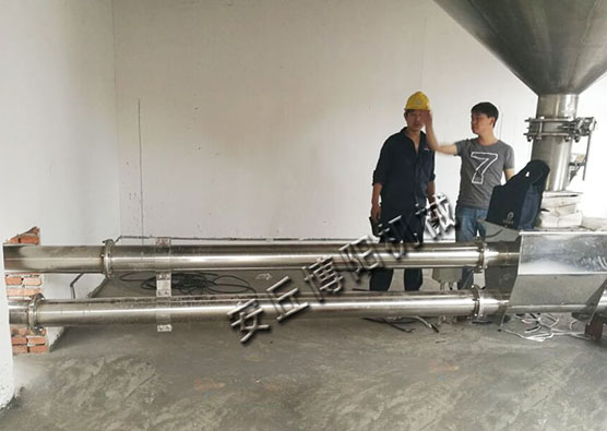 化工行業(yè)管鏈式輸送機為什么這么貴？