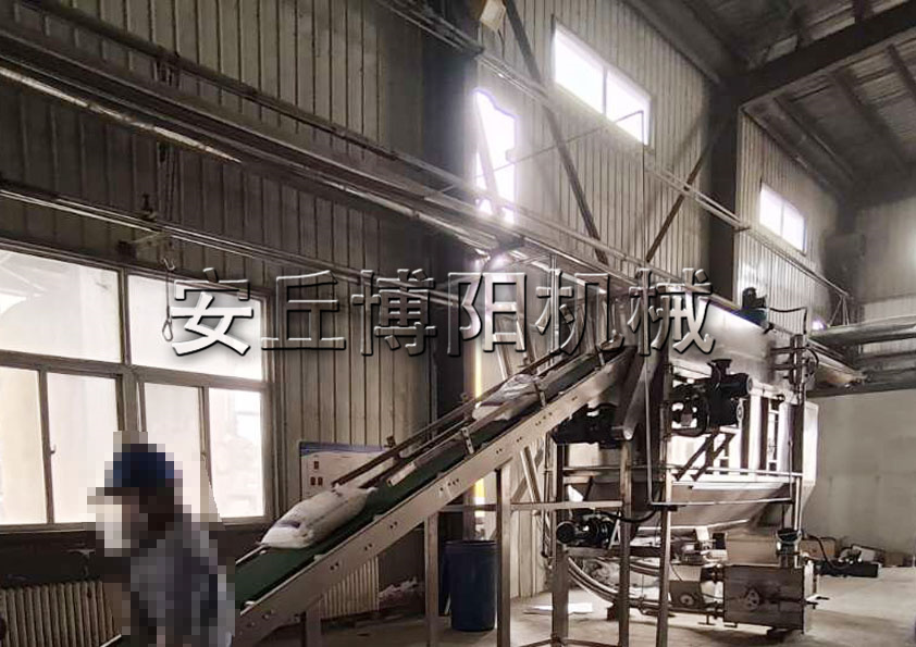 安丘博陽機(jī)械飼料顆粒自動(dòng)拆包機(jī)適用于哪些行業(yè)？