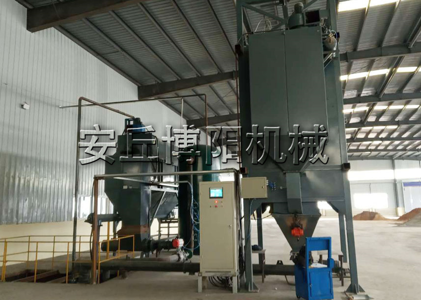石灰粉噸袋拆包機是如何工作的？